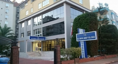 Alanya Müftülüğü’nden ‘Banka kredisiyle kurban kesilebilir mi?’ sorusuna cevap
