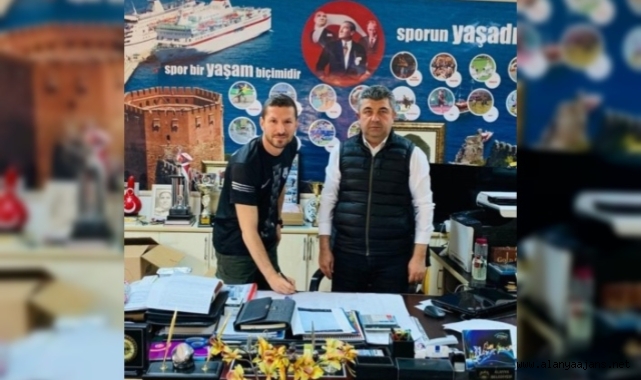Kestelspor’da Duman ile yollar ayrıldı