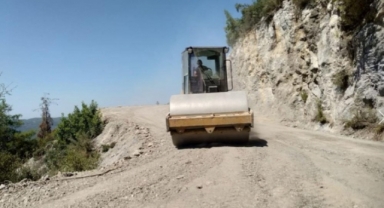 Alanya Bayırkozağacı yolu asfalta hazırlanıyor