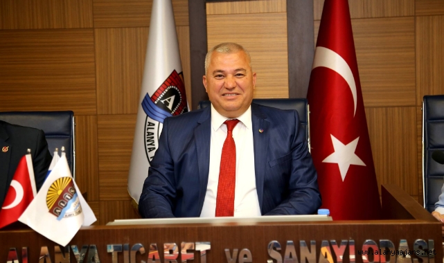 Başkan Şahin’den tiyatroseverlere davet
