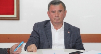 Karadağ başhekim üzerinden iktidarı eleştirdi!