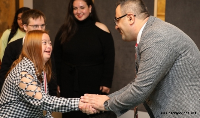 Rektör Kalan özel misafirleri ağırladı