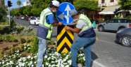 Alanya’da trafik levhası çalışması devam ediyor