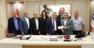 Böcek Alanya'yı Kabul Etti