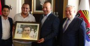 Çavuşoğlu, FETÖ kendini kainat imamı olara görüyor