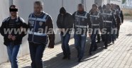 İNSAN TİCARETİ YAPAN P.LER TUTUKLANDI