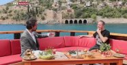 TRT'nin sevilen programı “Vapurda Çay Simit” Alanya'da çekildi