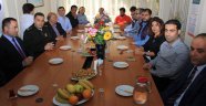 Vali Türker turizmcilerle buluştu