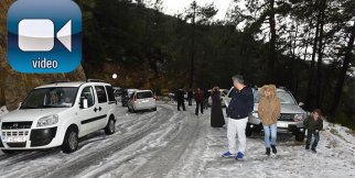 Alanya'da Kar Yağışı Etkili Oldu