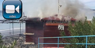 Plaj Büfesi Cayır Cayır Yandı