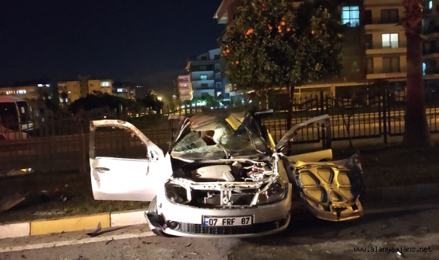Alanya’da feci kaza: 2’si çocuk 4 yaralı