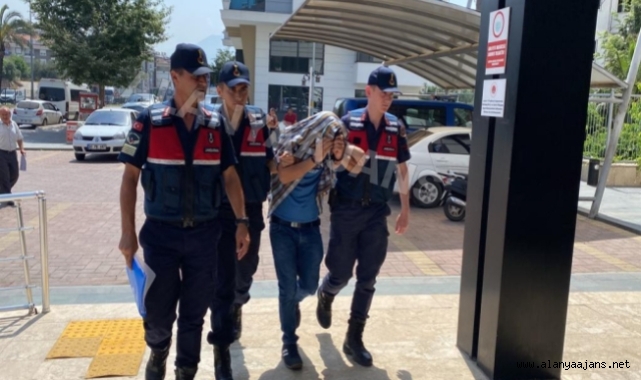 Alanya’da Rus turistin 800 TL’sini gasp eden şüpheli serbest!