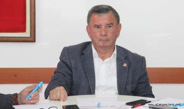 Karadağ başhekim üzerinden iktidarı eleştirdi!