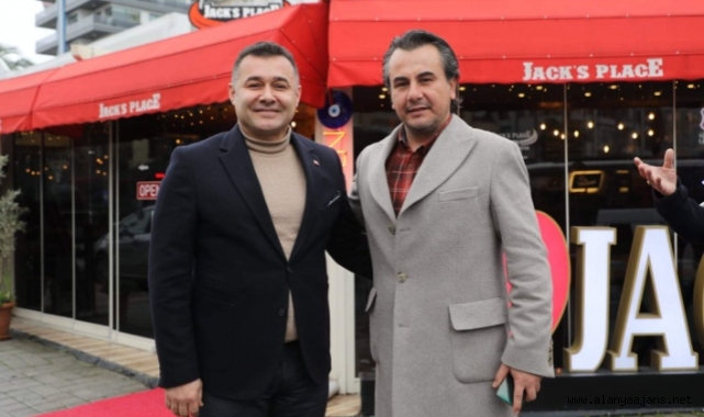 Mahmutlarspor Kulübü'nden Alanya Belediyesi'nin Çadır Kampanyası'na destek