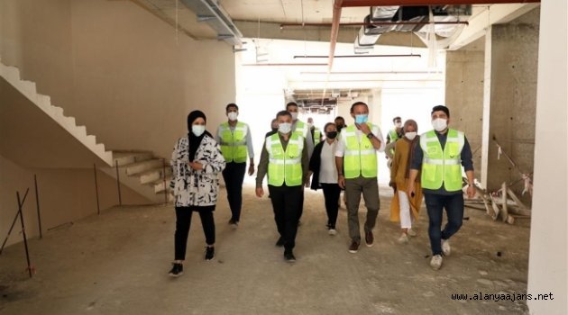 Alanya Belediyesi’nin yeni binası hizmet için gün sayıyor