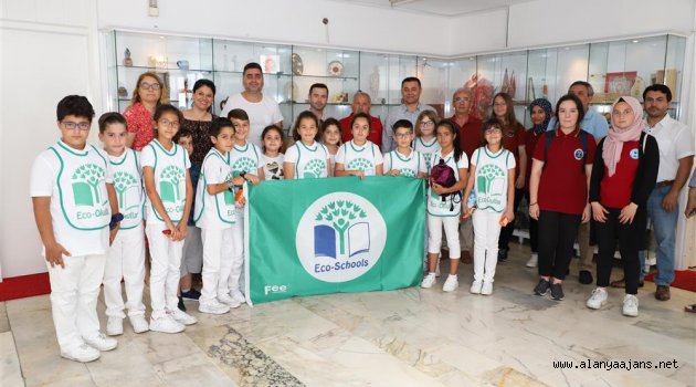 Alanya'da çevreci öğrenciler ödüle layık görüldü