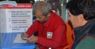 Kızılaya sağlıkçılardan ve hasta yakınlarından destek
