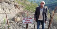 Köylünün yoluna kilit vurdular